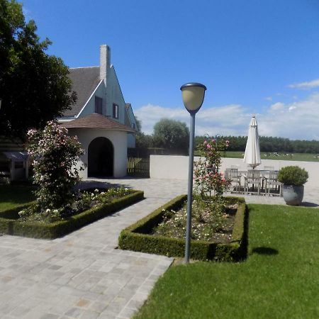 B&B De Polderhoeve Blankenberge Bagian luar foto